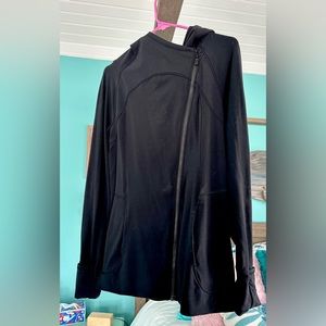 Lululemon hooded luxurious asymmetrical zip jacket size 10